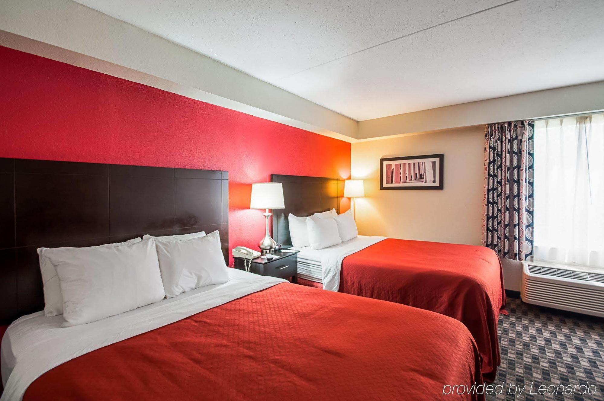 וודברידג' Quality Inn Near Potomac Mills מראה חיצוני תמונה